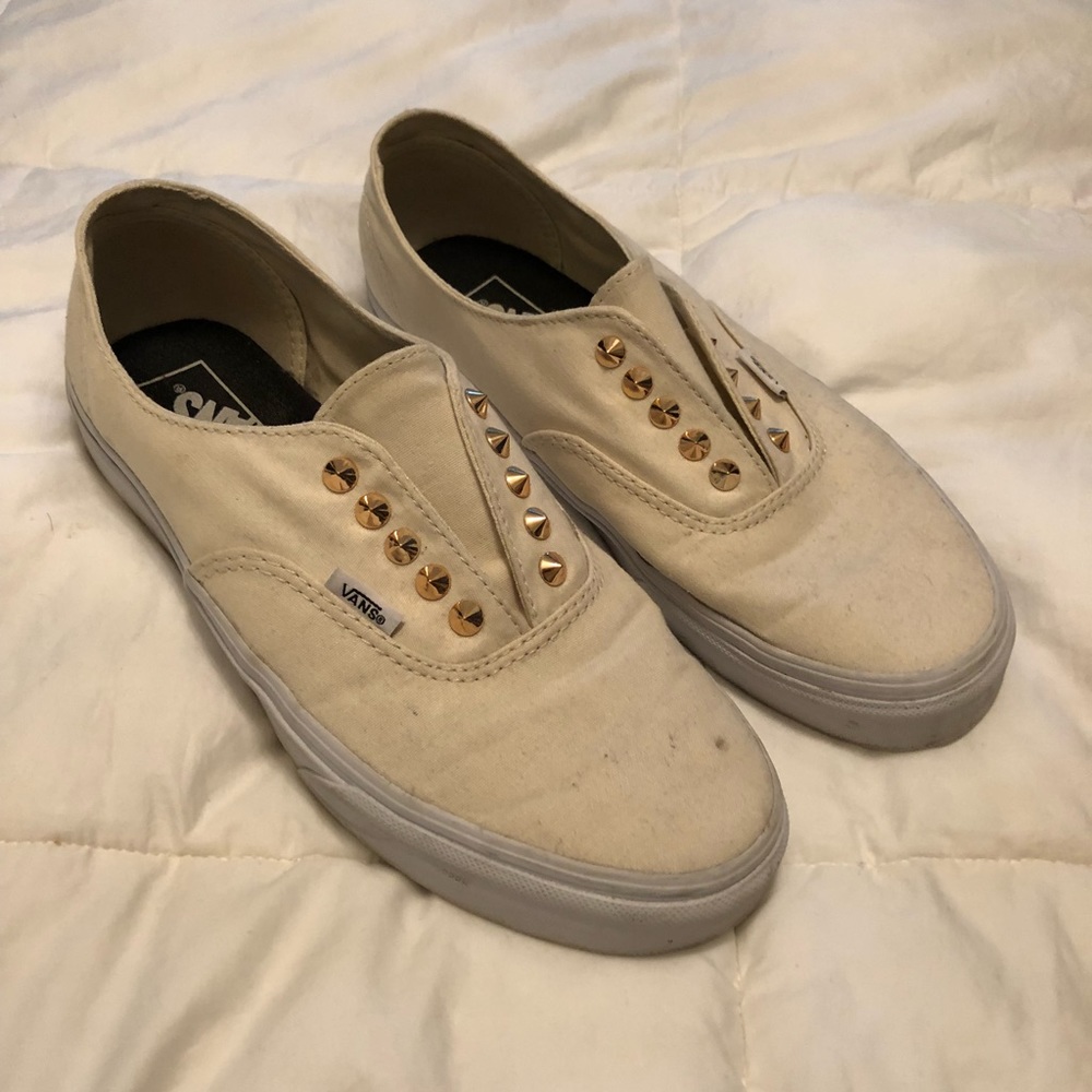 Cream Vans with Stud Accent